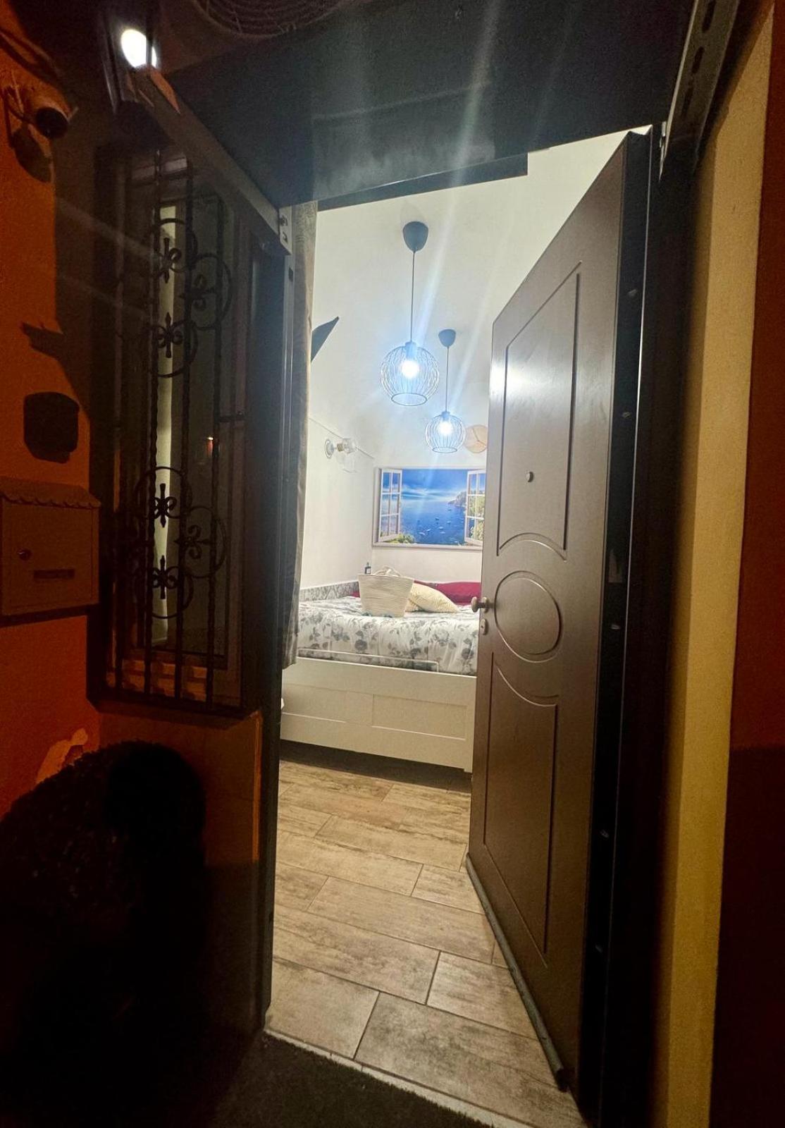 Casina Via Foria Bed and Breakfast Νάπολη Εξωτερικό φωτογραφία